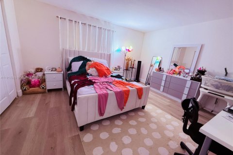 Adosado en alquiler en Opa-locka, Florida, 3 dormitorios, 116.41 m2 № 1968252 - foto 14