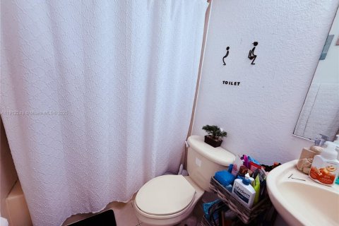 Adosado en alquiler en Opa-locka, Florida, 3 dormitorios, 116.41 m2 № 1968252 - foto 16