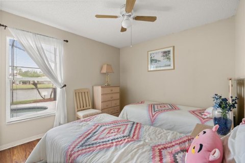 Casa en venta en Kissimmee, Florida, 5 dormitorios, 182.09 m2 № 1900327 - foto 17