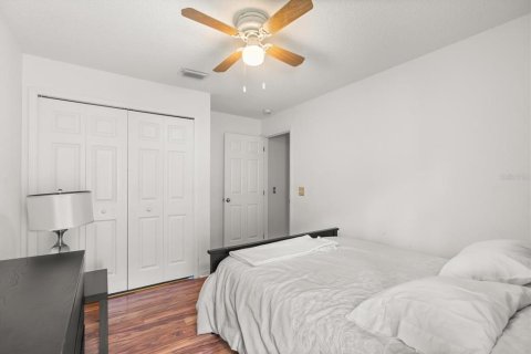 Casa en venta en Kissimmee, Florida, 5 dormitorios, 182.09 m2 № 1900327 - foto 23
