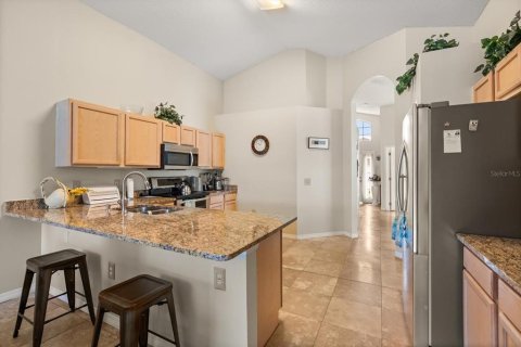 Casa en venta en Kissimmee, Florida, 5 dormitorios, 182.09 m2 № 1900327 - foto 9
