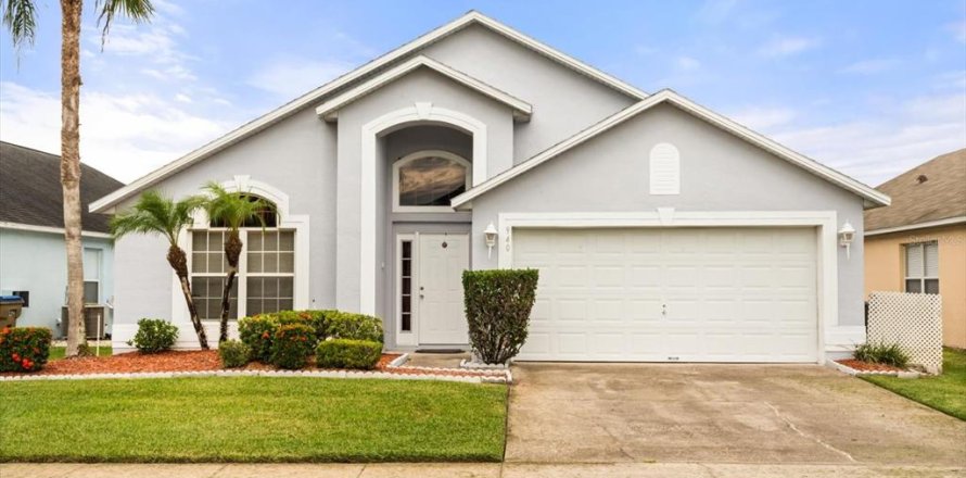 Casa en Kissimmee, Florida 5 dormitorios, 182.09 m2 № 1900327
