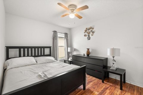Casa en venta en Kissimmee, Florida, 5 dormitorios, 182.09 m2 № 1900327 - foto 22