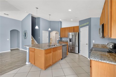 Casa en venta en Davenport, Florida, 5 dormitorios, 223.34 m2 № 2236042 - foto 8