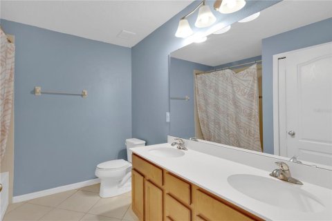 Casa en venta en Davenport, Florida, 5 dormitorios, 223.34 m2 № 2236042 - foto 19