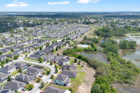 Casa en venta en Davenport, Florida, 5 dormitorios, 223.34 m2 № 2236042 - foto 30