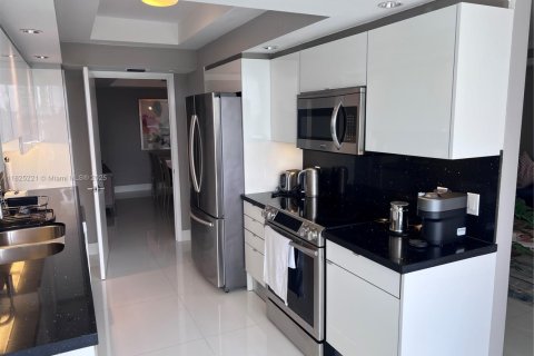 Condominio en venta en Aventura, Florida, 2 dormitorios, 146.79 m2 № 1797536 - foto 3