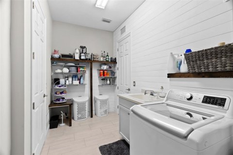Купить виллу или дом в Сарасота, Флорида 9 комнат, 313.08м2, № 1904806 - фото 30
