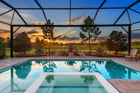 House in Lakewood Ranch, Florida 3 bedrooms, 225.85 sq.m. № 2423883 - photo 3