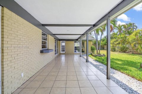 Купить виллу или дом в Юпитер, Флорида 3 комнаты, 150.59м2, № 1998185 - фото 10