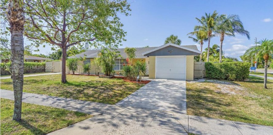 Дом в Юпитер, Флорида 3 комнаты, 150.59м2 № 1998185