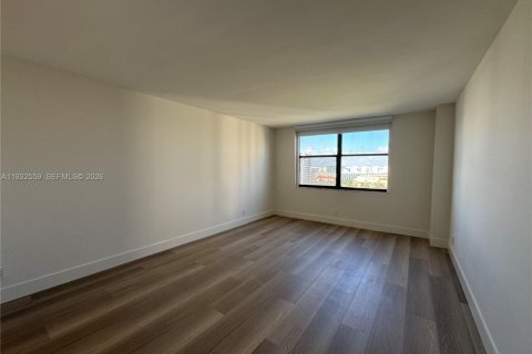 Copropriété à louer à Aventura, Floride: 2 chambres, 102.56 m2 № 1999135 - photo 13