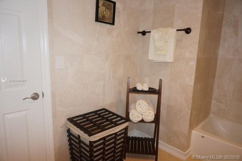 Copropriété à louer à Sunny Isles Beach, Floride: 1 chambre, 93.37 m2 № 1694191 - photo 19