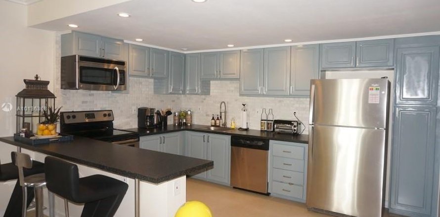 Condo à Sunny Isles Beach, Floride, 1 chambre № 1694191