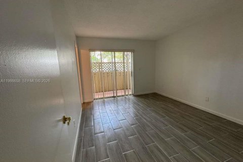 Copropriété à vendre à Miami, Floride: 2 chambres, 87.79 m2 № 2046563 - photo 11