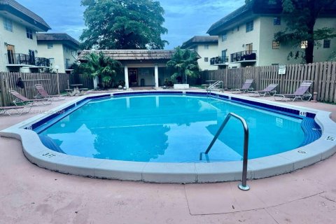 Copropriété à vendre à Miami, Floride: 2 chambres, 87.79 m2 № 2046563 - photo 23