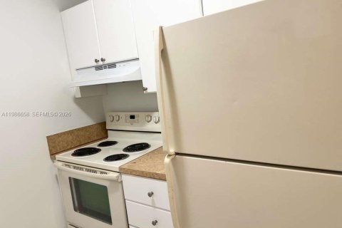 Copropriété à vendre à Miami, Floride: 2 chambres, 87.79 m2 № 2046563 - photo 8