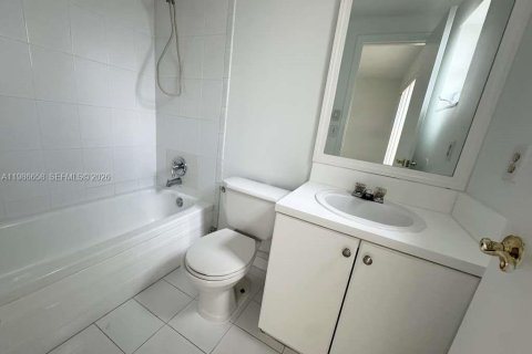 Copropriété à vendre à Miami, Floride: 2 chambres, 87.79 m2 № 2046563 - photo 17