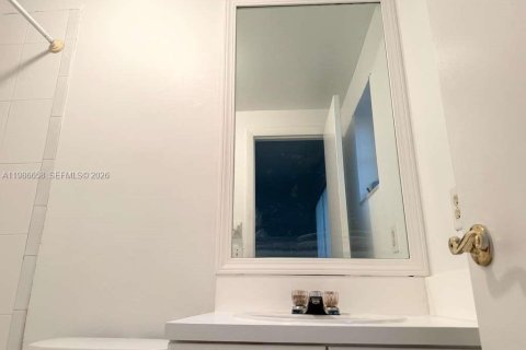 Copropriété à vendre à Miami, Floride: 2 chambres, 87.79 m2 № 2046563 - photo 19