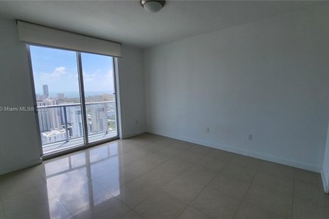 Condominio en venta en Miami, Florida, 1 dormitorio, 73.3 m2 № 1868543 - foto 6