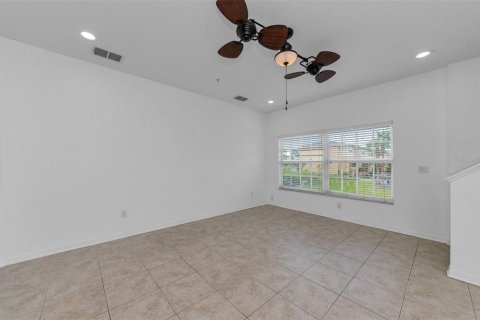 Townhouse in New Port Richey, Florida 3 bedrooms, 158.86 sq.m. № 1783317 - photo 26