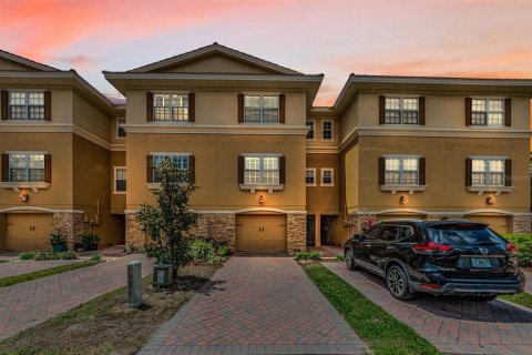 Townhouse in New Port Richey, Florida 3 bedrooms, 158.86 sq.m. № 1783317 - photo 3