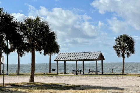 Terreno en venta en Jensen Beach, Florida № 1178611 - foto 1