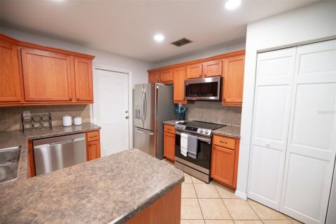 Casa en alquiler en Palm Harbor, Florida, 2 dormitorios, 81.94 m2 № 2304460 - foto 10