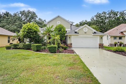 House in Mount Dora, Florida 3 bedrooms, 178.93 sq.m. № 2406770 - photo 2