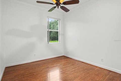House in Mount Dora, Florida 3 bedrooms, 178.93 sq.m. № 2406770 - photo 10