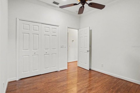 House in Mount Dora, Florida 3 bedrooms, 178.93 sq.m. № 2406770 - photo 16
