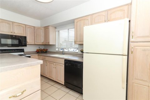 Condominio en venta en Altamonte Springs, Florida, 2 dormitorios, 95.6 m2 № 1517103 - foto 5