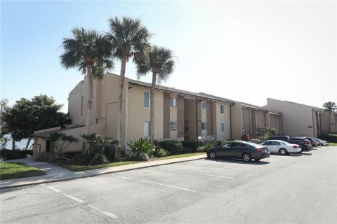Condominio en venta en Altamonte Springs, Florida, 2 dormitorios, 95.6 m2 № 1517103 - foto 2