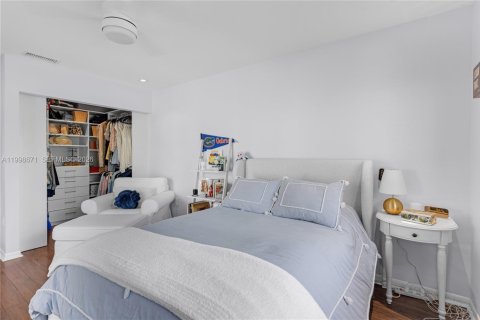 Купить таунхаус в Дорал, Флорида 3 спальни, 159.05м2, № 2060672 - фото 17