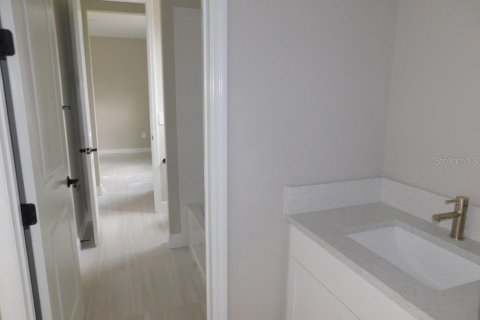 Купить виллу или дом в Сарасота, Флорида 12 комнат, 287.25м2, № 2107314 - фото 18
