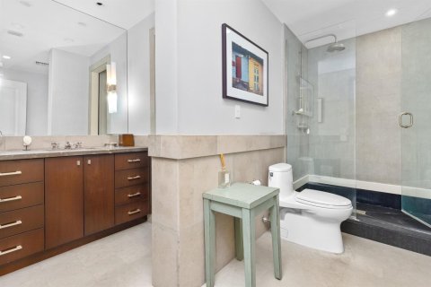 Condo in Palm Beach, Florida, 3 bedrooms  № 2187364 - photo 19