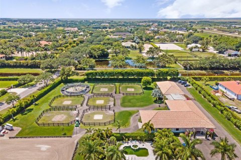 Propiedad comercial en alquiler en Wellington, Florida, 3 dormitorios, 661.56 m2 № 1160825 - foto 1