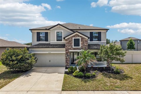 Casa en Spring Hill, Florida 4 dormitorios, 268.49 m2 № 2383607