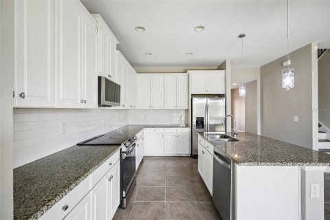 Casa en venta en Spring Hill, Florida, 4 dormitorios, 268.49 m2 № 2383607 - foto 10