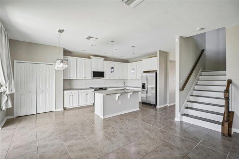 Casa en venta en Spring Hill, Florida, 4 dormitorios, 268.49 m2 № 2383607 - foto 7