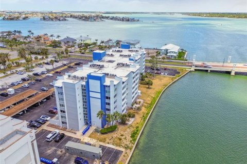 Copropriété à louer à Saint Petersburg, Floride: 2 chambres, 121.52 m2 № 2156439 - photo 4