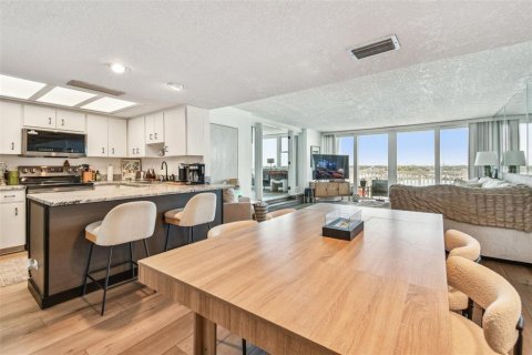 Copropriété à louer à Saint Petersburg, Floride: 2 chambres, 121.52 m2 № 2156439 - photo 20