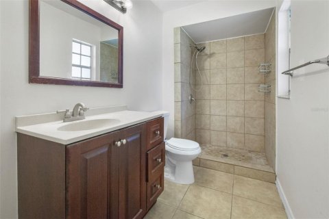 Villa ou maison à louer à Winter Springs, Floride: 4 chambres, 155.61 m2 № 2433688 - photo 19