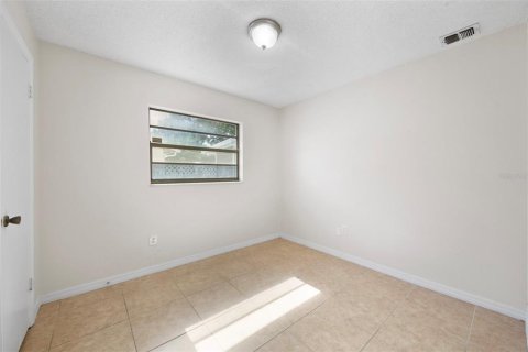 Villa ou maison à louer à Winter Springs, Floride: 4 chambres, 155.61 m2 № 2433688 - photo 17