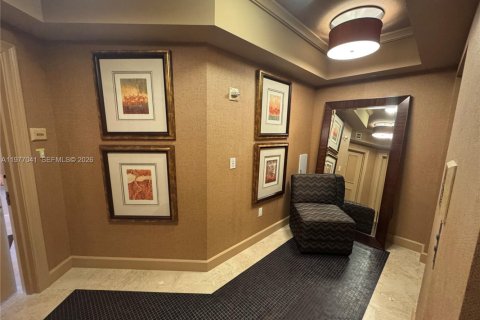 Снять в аренду кондоминиум в Санни-Айлс-Бич, Флорида 3 спальни, 254.18м2, № 2041541 - фото 4