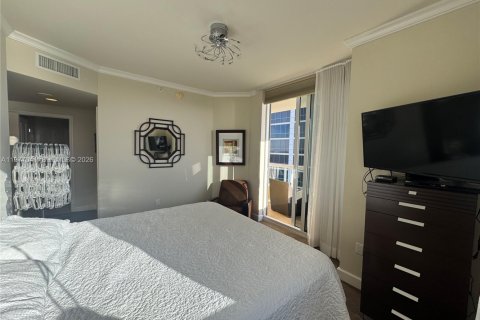 Снять в аренду кондоминиум в Санни-Айлс-Бич, Флорида 3 спальни, 254.18м2, № 2041541 - фото 30