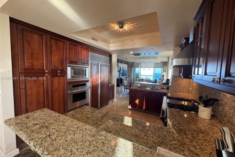 Снять в аренду кондоминиум в Санни-Айлс-Бич, Флорида 3 спальни, 254.18м2, № 2041541 - фото 22