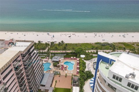 Copropriété à louer à Miami Beach, Floride: 2 chambres, 126.35 m2 № 1981439 - photo 4