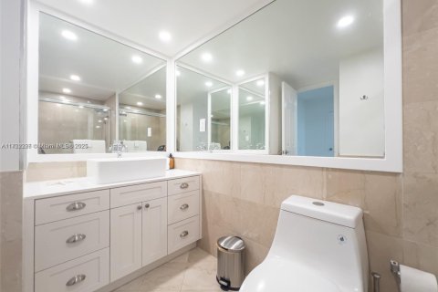 Copropriété à louer à Miami Beach, Floride: 2 chambres, 126.35 m2 № 1981439 - photo 13