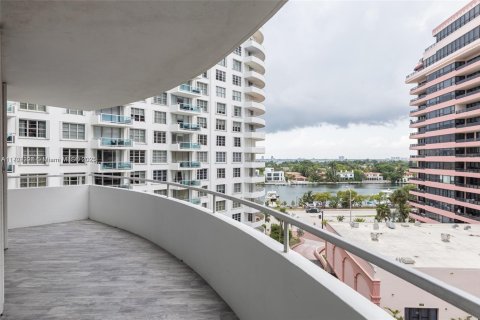 Copropriété à louer à Miami Beach, Floride: 2 chambres, 126.35 m2 № 1981439 - photo 6